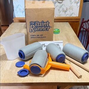 The Paint Runner Roller Set